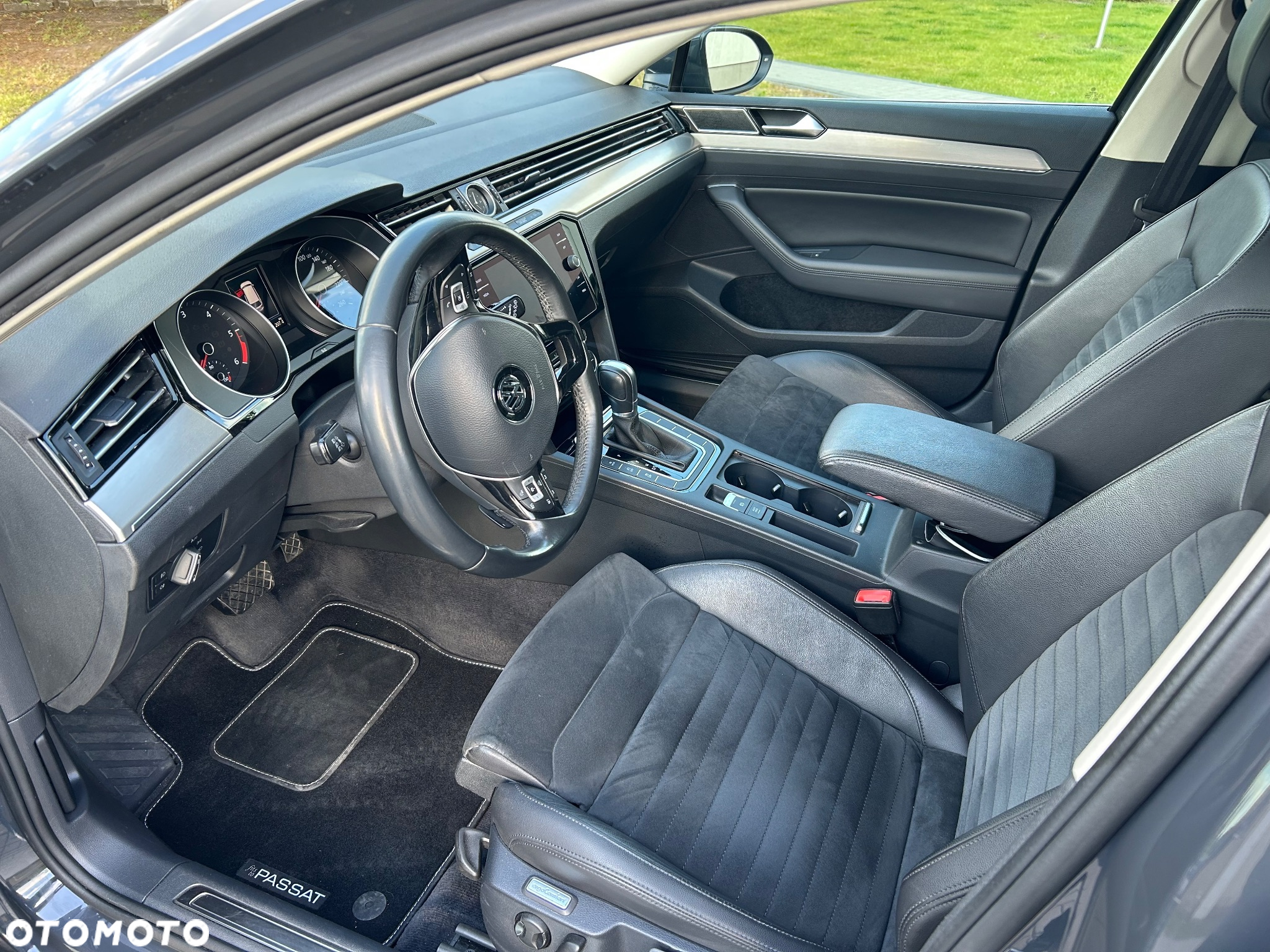 Volkswagen Passat 2.0 TDI BMT Highline DSG - 32