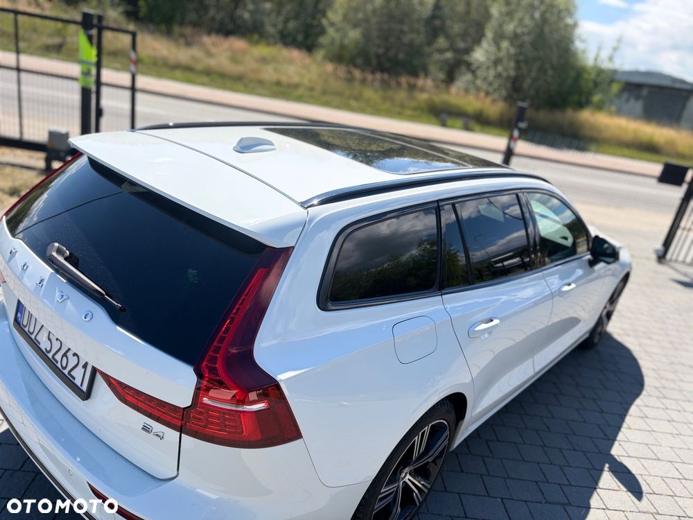 Volvo V60 B4 D R-Design - 5