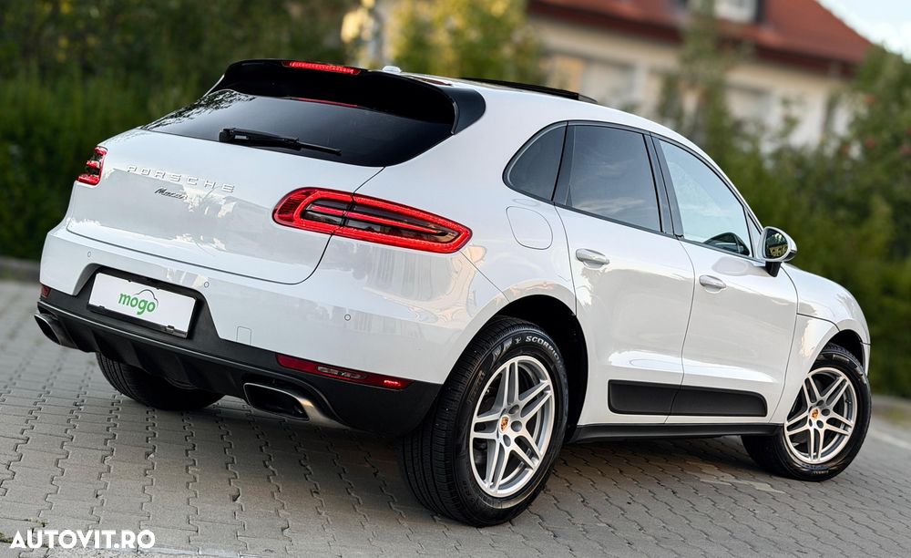 Porsche Macan Standard - 4