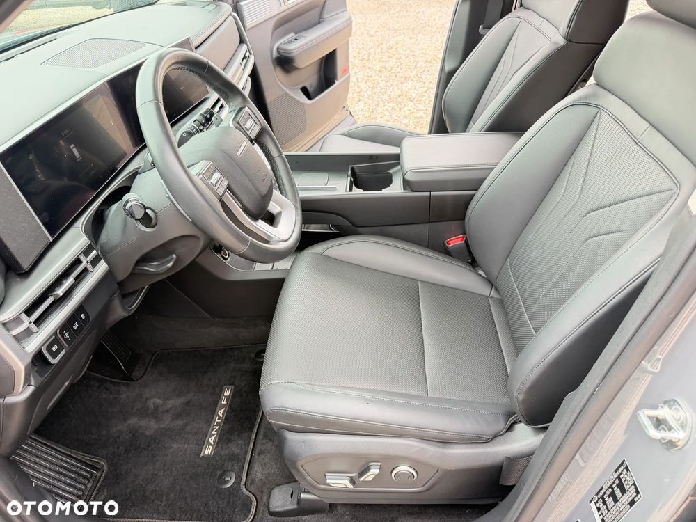 Hyundai Santa Fe 1.6 HEV 4WD 7-Sitzer Blackline - 8