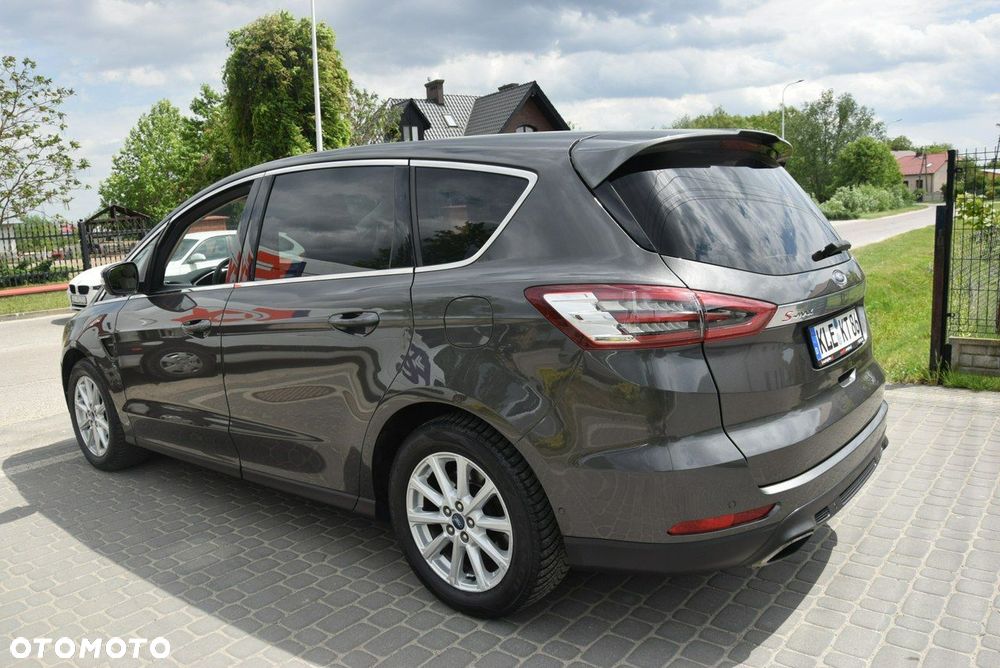 Ford S-Max - 18