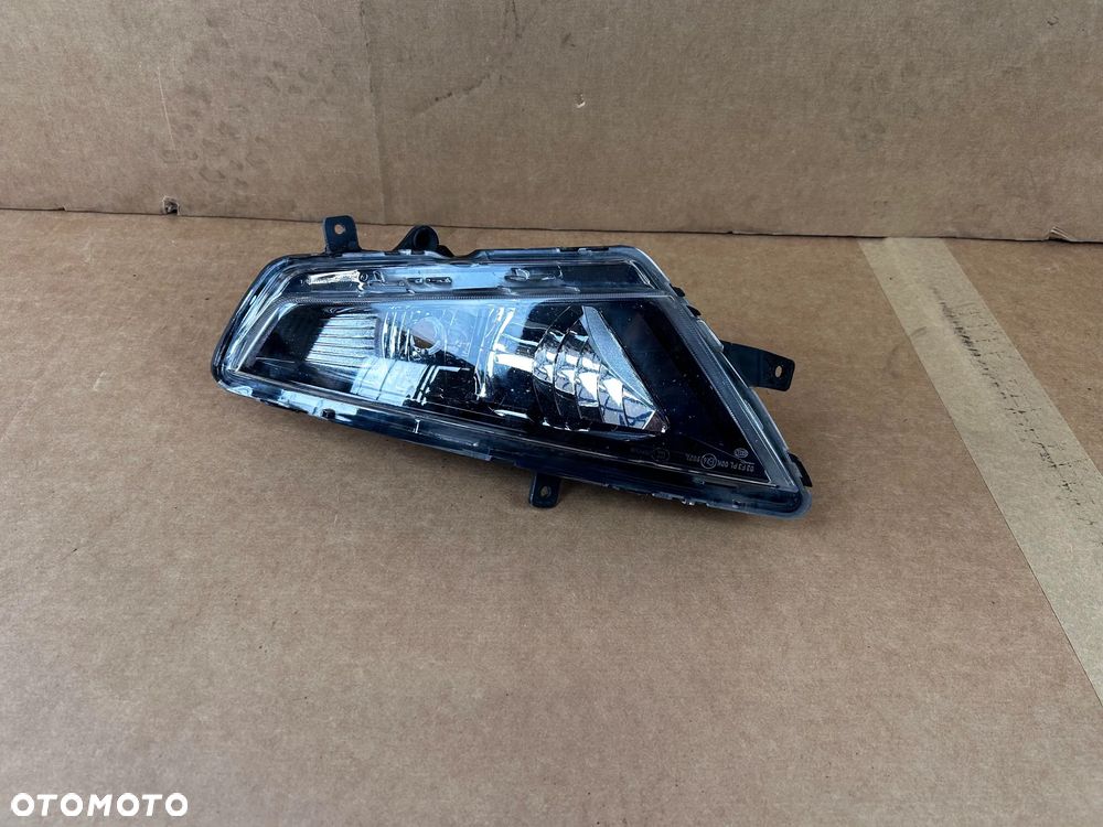 SEAT LEON III FR 5F HALOGEN ZDERZAKA PRAWY PRZÓD PRZEDNI DARMOWA WYSYŁKA - 1