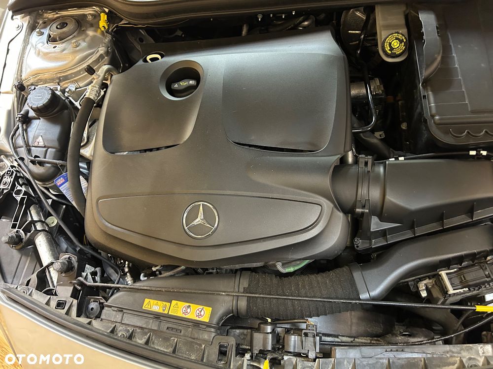 Mercedes-Benz Klasa A 180 (BlueEFFICIENCY) Urban - 20