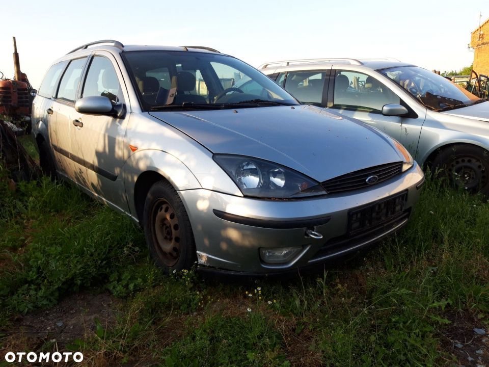 Cześci Ford Focus mk1 lift 1.8 diesel  kombi 5-drzwi szary - 1