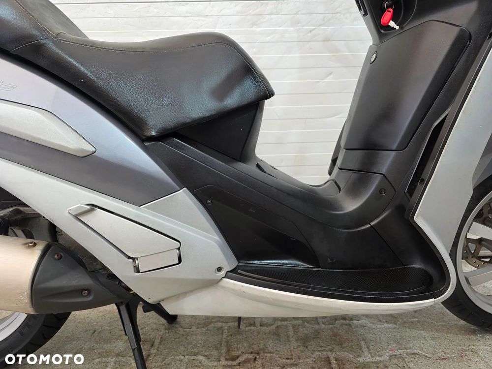 Peugeot Geopolis - 23