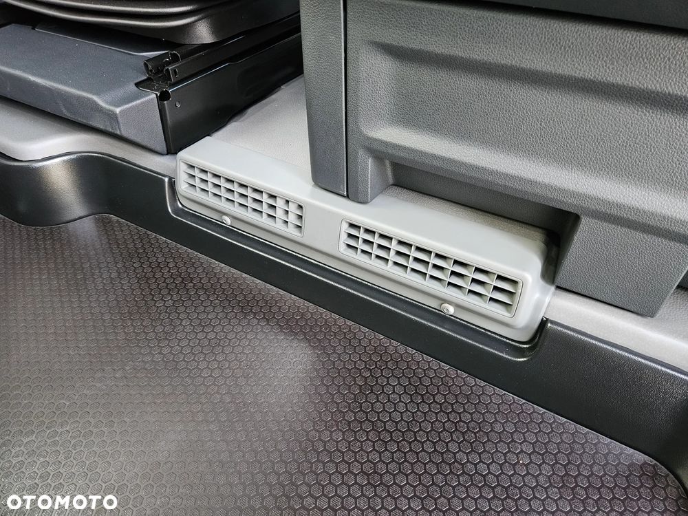 Volkswagen Crafter - 27