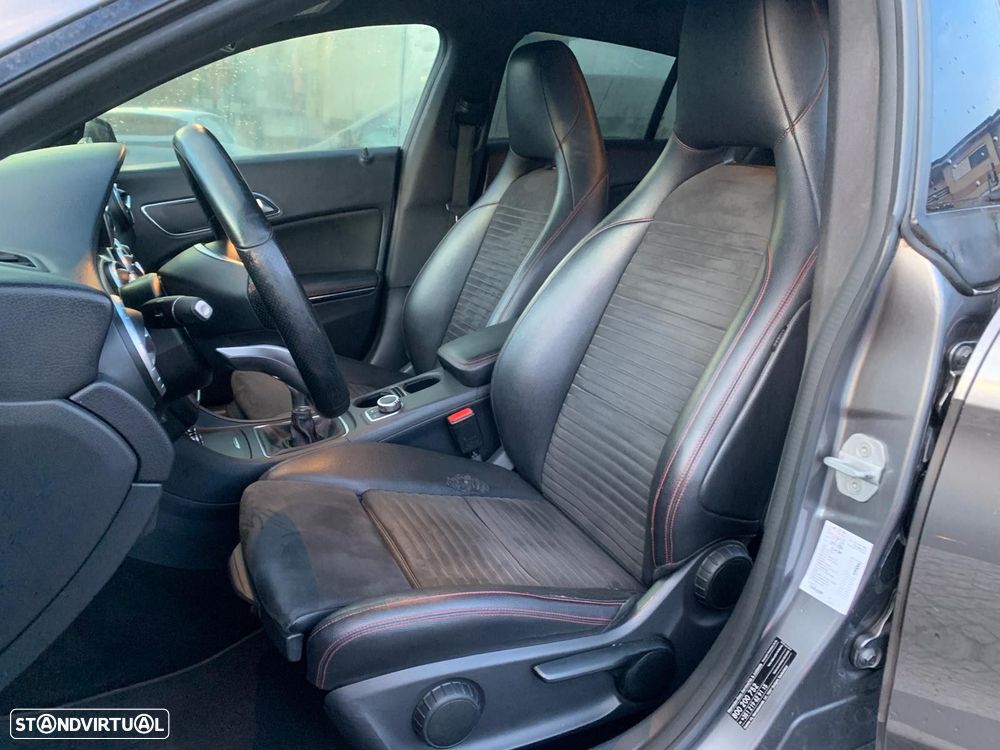 Mercedes-Benz CLA 180 - 12