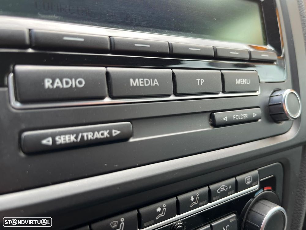 VW Golf 1.6 TDi Confortline - 25