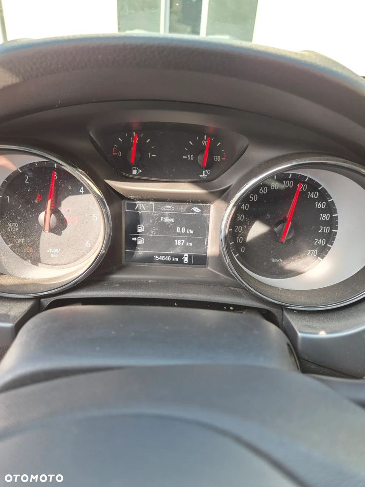 Opel Astra 1.6 D (CDTI) Dynamic - 23