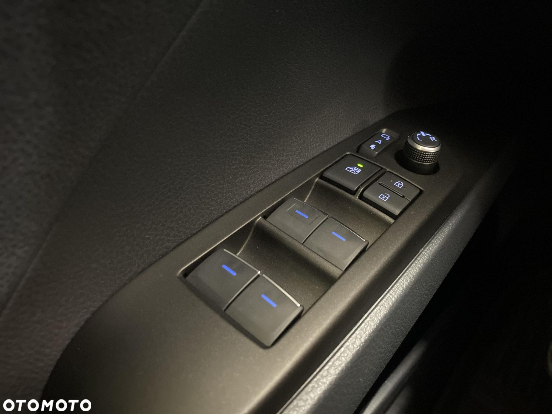 Toyota Camry 2.5 Hybrid Prestige CVT - 20