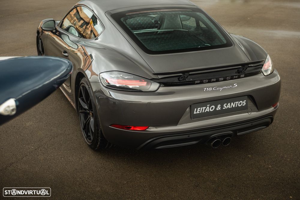Porsche 718 Cayman 2.5 S PDK - 37