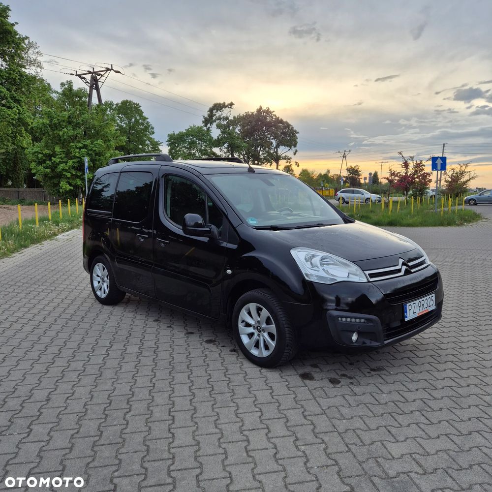 Citroën Berlingo Multispace PureTech 110 SHINE - 12