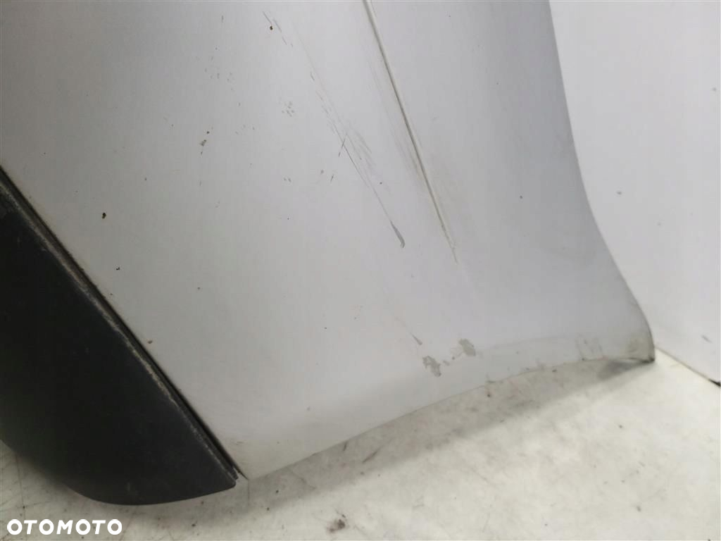 Zderzak tylny tył Audi A4 B5  KOMBI 1995-2001R LAK:LY7W - 10