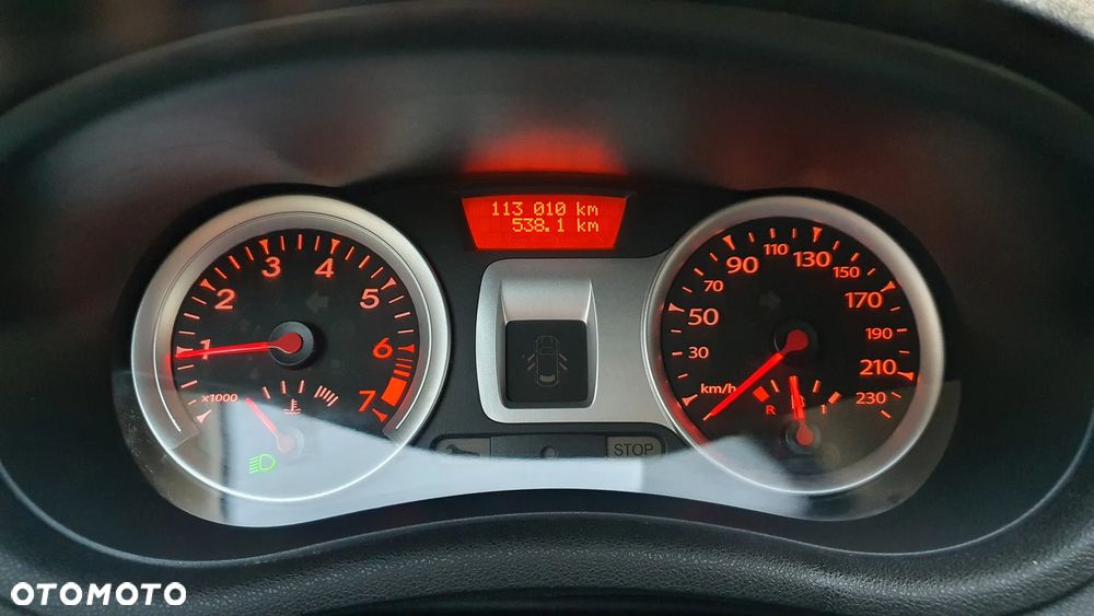 Renault Clio 1.2 16V Alize Euro5 - 6