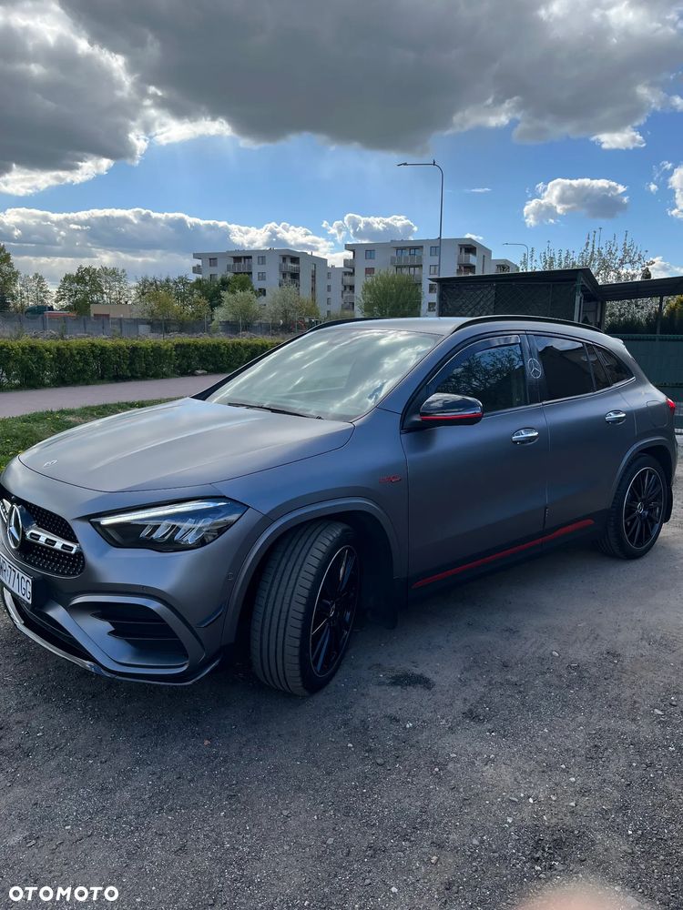 Mercedes-Benz GLA 250 4-Matic AMG Line - 3