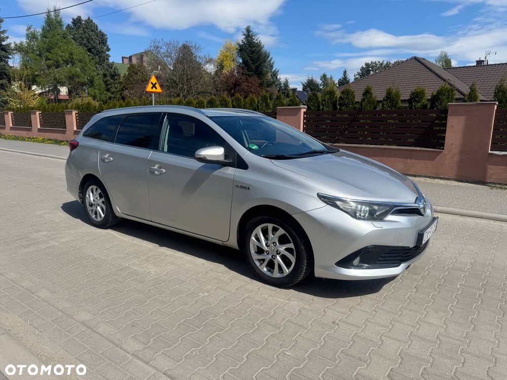 Toyota Auris - 12