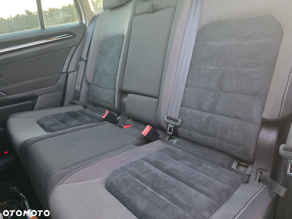 Volkswagen Golf Sportsvan - 10