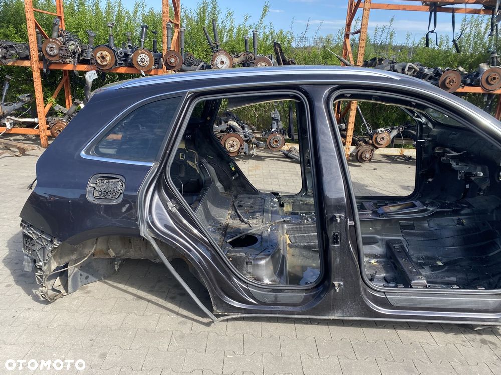 PRÓG PRAWY SŁUPEK ĆWIARTKA AUDI Q5 8R - 2