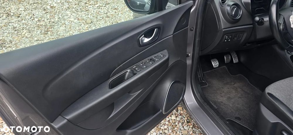 Renault Captur 1.2 Energy TCe Night&Day - 18