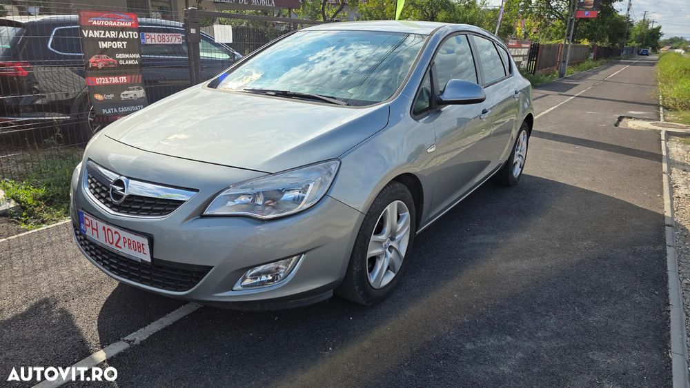 Opel Astra 1.7 CDTI Cosmo - 10