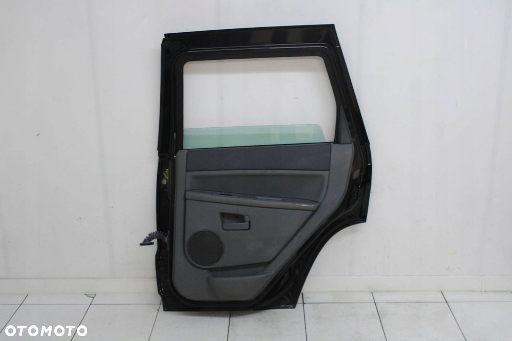 JEEP CHEROKEE WK 04R- DRZWI PRAWE TYLNE PRAWY TYŁ - 2