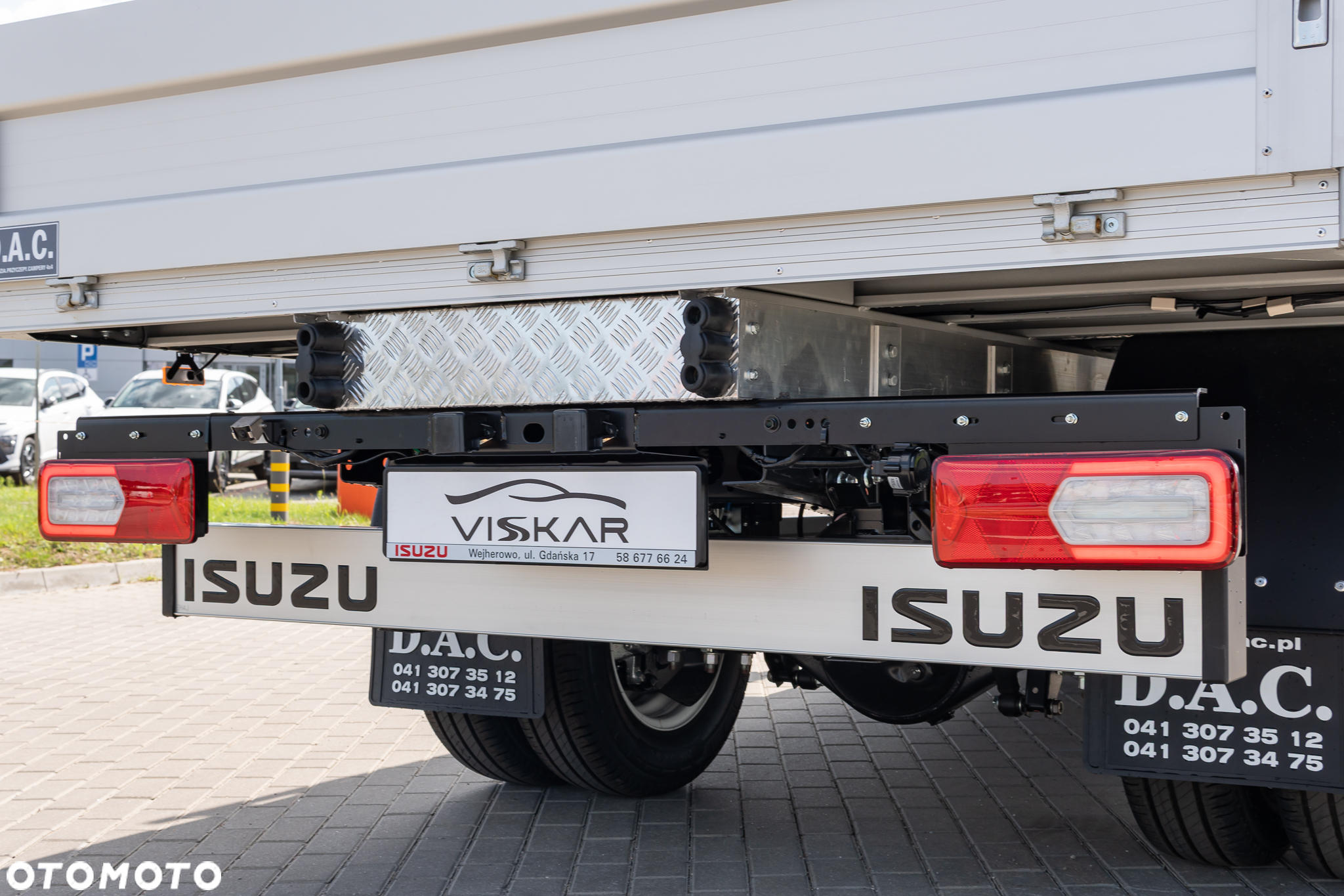 Isuzu M27 - 14