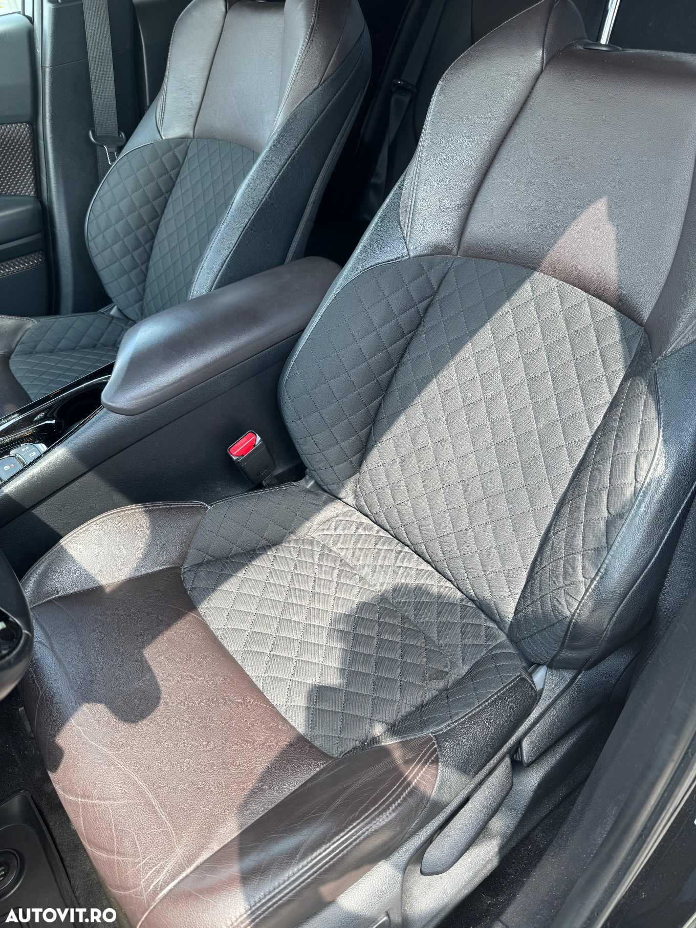 Toyota C-HR 1.8 HSD 122 CP 4x2 CVT C-lassy - 11