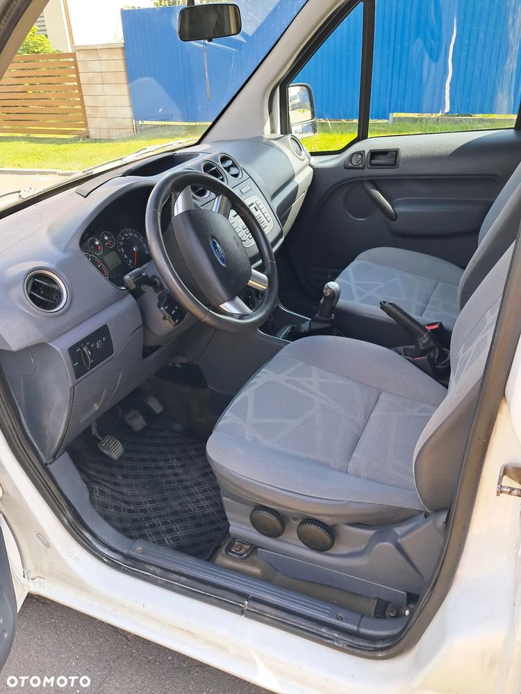 Ford connect - 6