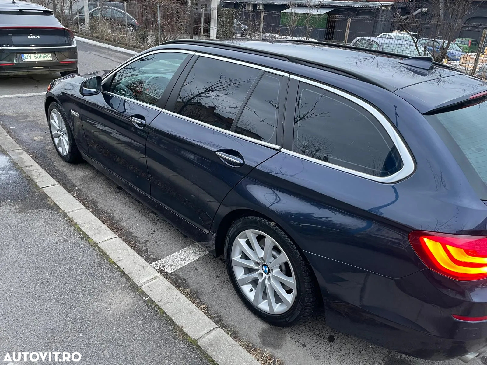 BMW Seria 5 520d Touring Aut. Edition Fleet - 18