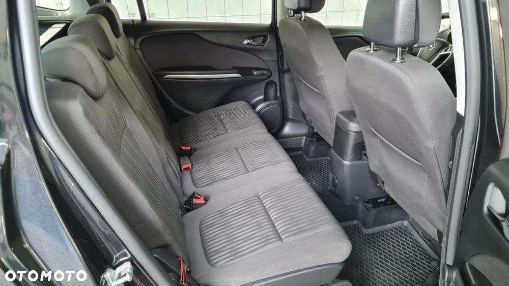 Opel Zafira Tourer 1.4 Turbo Edition - 18