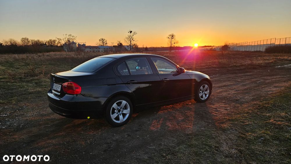 BMW Seria 3 320d - 5