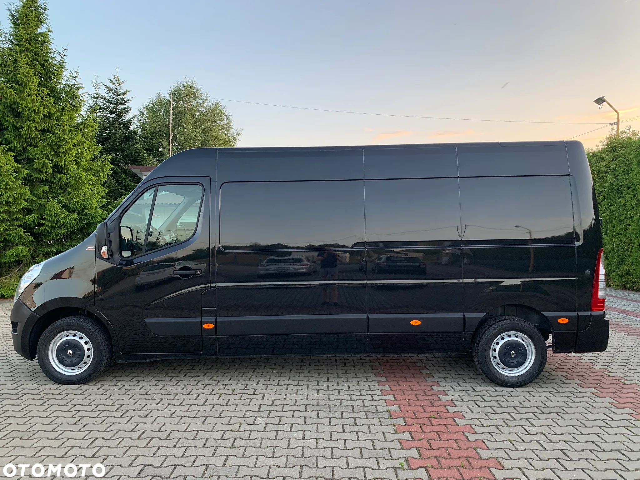 Renault MASTER 2,3dci -130KM L3H2 - 5