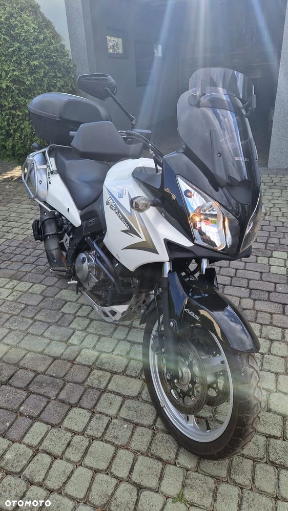 Suzuki V-STROM - 3