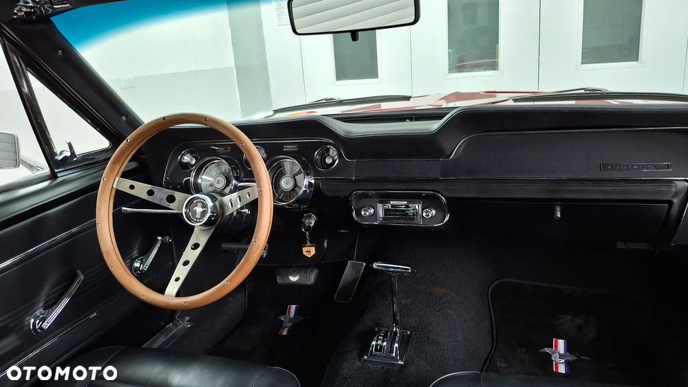 Ford Mustang - 20