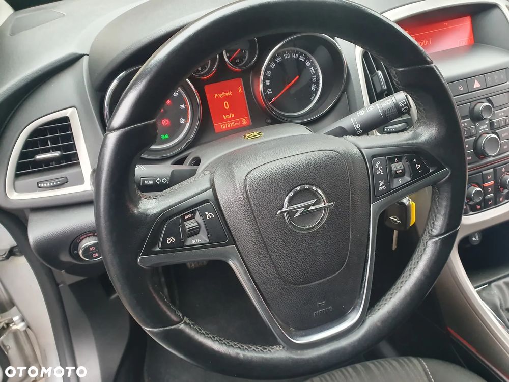 Opel Astra 1.4 Turbo - 11