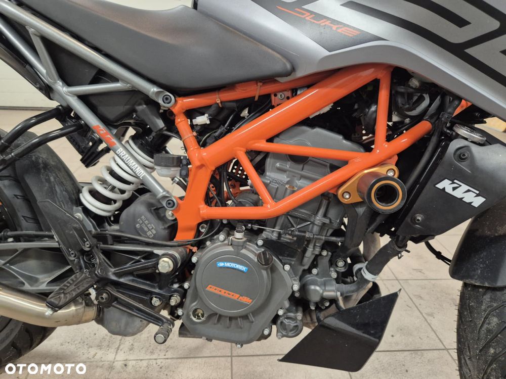 KTM Duke - 11