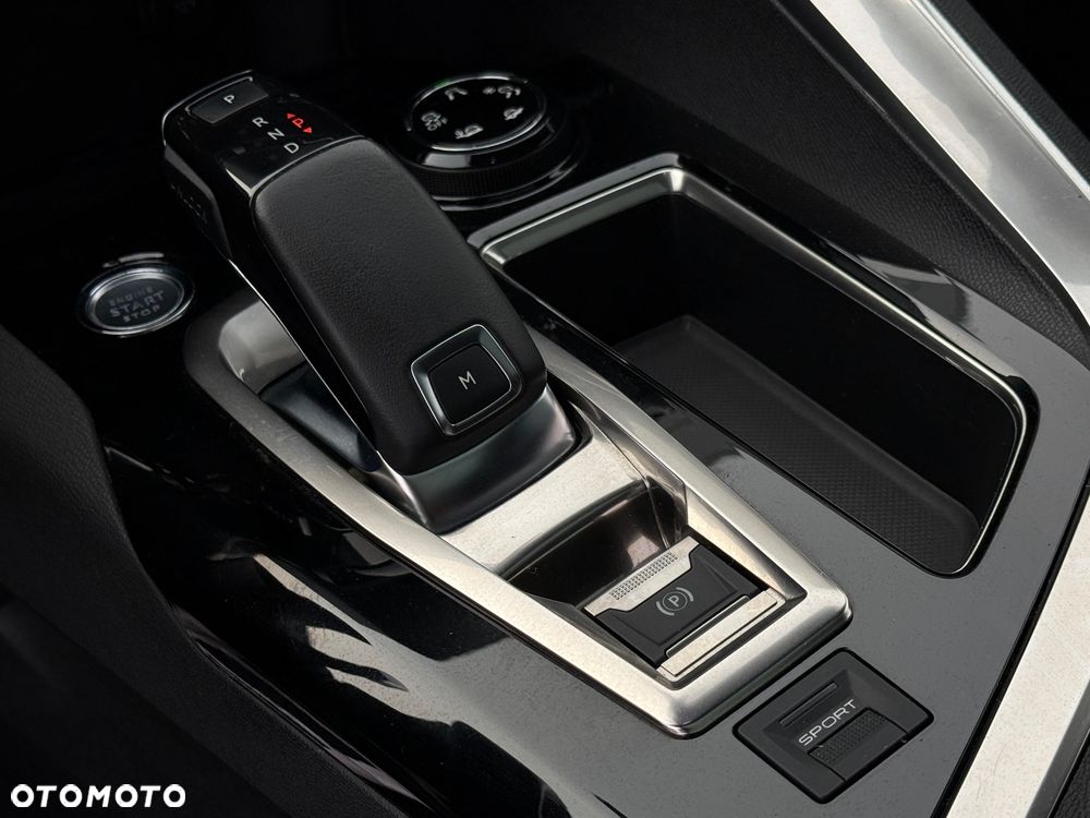Peugeot 5008 2.0 BlueHDi GT S&S EAT8 - 19