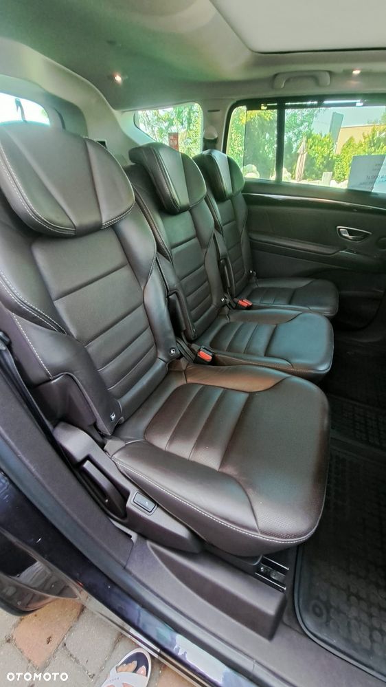 Renault Espace 1.6 dCi Energy Initiale Paris EDC 7os - 10