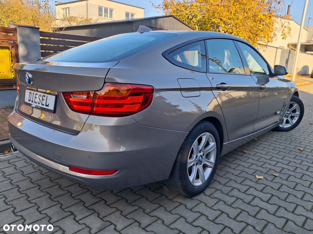 BMW 3GT 318d Luxury Line - 34