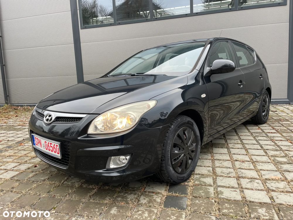 Hyundai i30 1.6 Classic + - 1