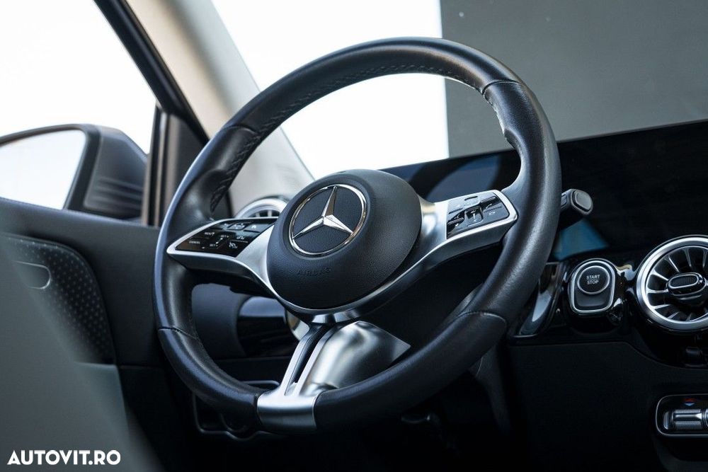 Mercedes-Benz EQA - 18