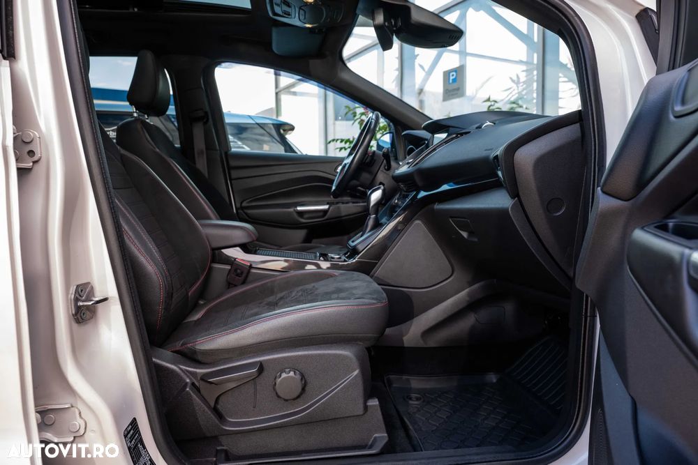 Ford Kuga - 19