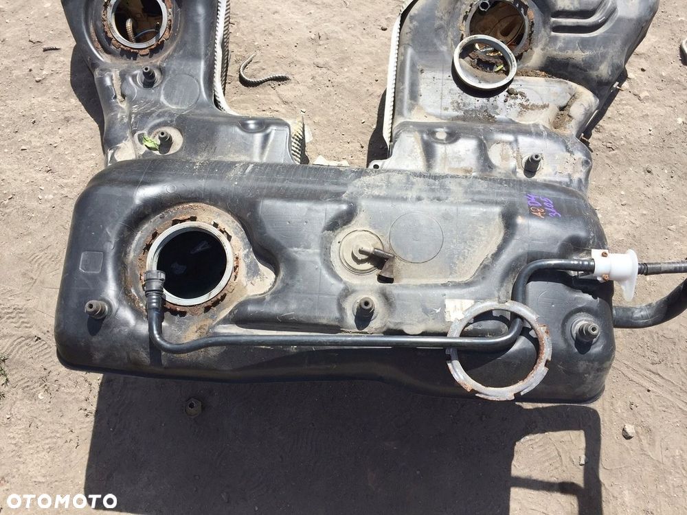 AUDI A8 D4 3.0 TDI BAK ZBIORNIK PALIWA 4H0201021BE - 3