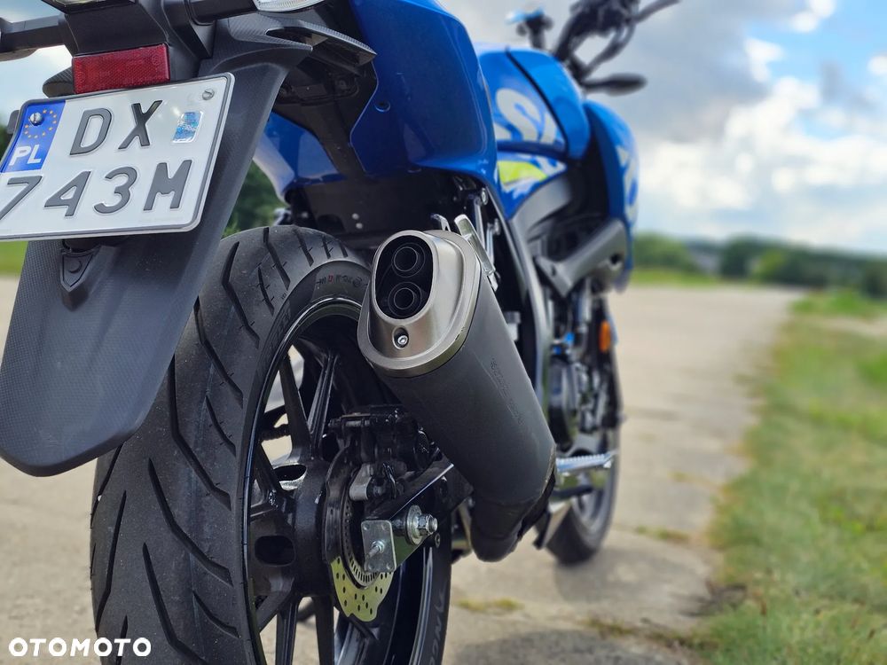 Suzuki GSX - 29
