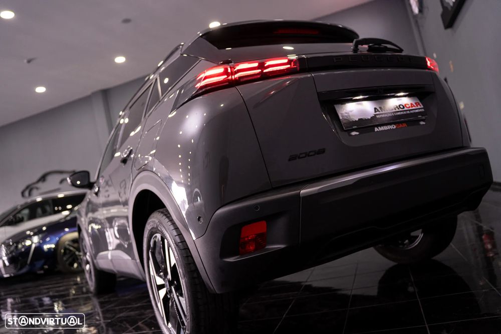 Peugeot 2008 PureTech 100 Allure - 6