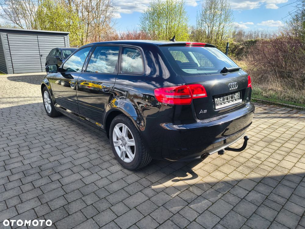 Audi A3 Sportback 1.6 TDI Attraction - 5