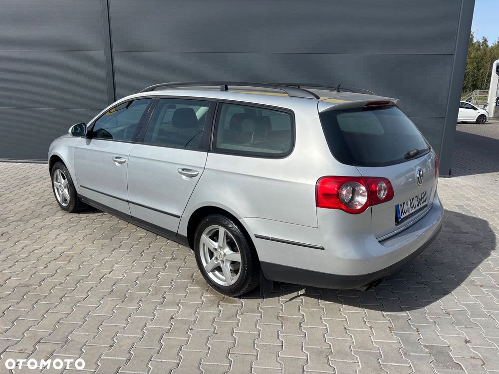 Volkswagen Passat 2.0 TDI DPF Comfortline - 2