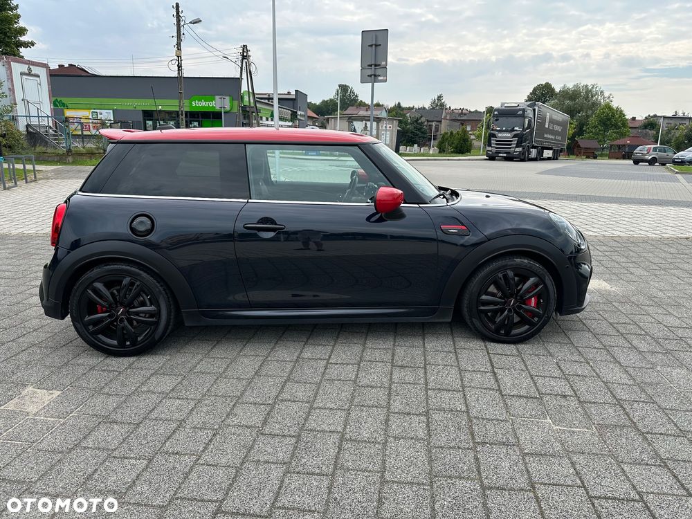 MINI John Cooper Works - 13