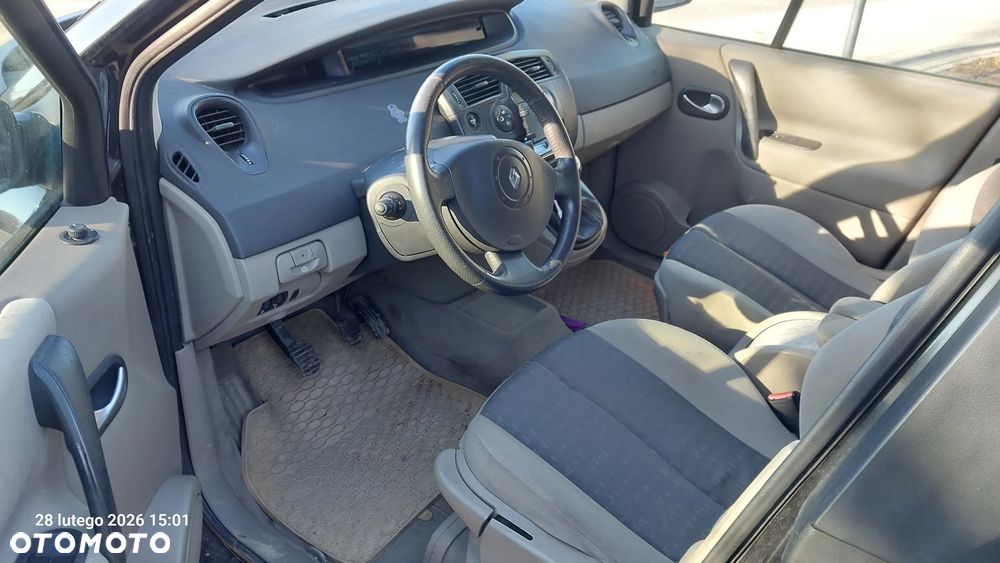 Renault Scenic - 11