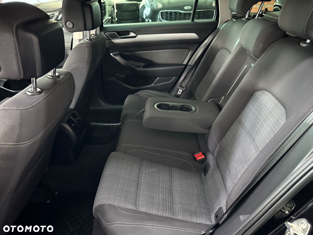 Volkswagen Passat Variant 1.5 TSI OPF DSG - 16